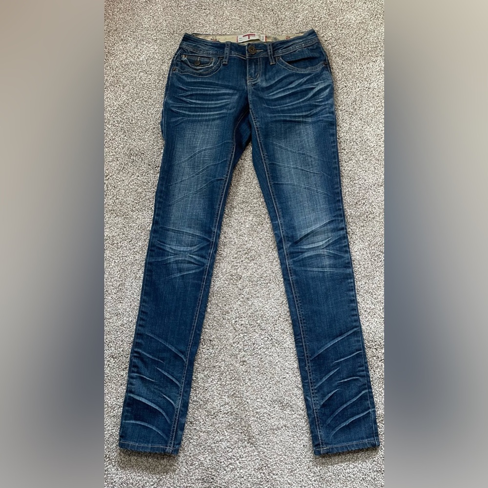 Sleek T Five Skinny Jeans with Gold Stitching